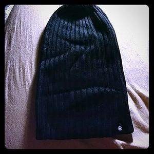 NWT AE REVERSIBLE SLOUCHY BEANIE